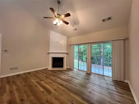 Living - 3473 Stoneham Dr, Duluth, GA 30097 photo 2 of 11