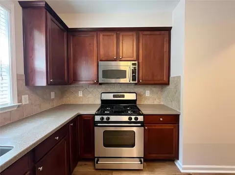 Kitchen - 3473 Stoneham Dr, Duluth, GA 30097 photo 1 of 5