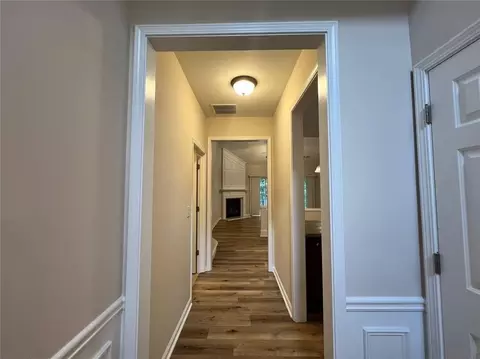 Entry Way - 3473 Stoneham Dr, Duluth, GA 30097 photo 4 of 9