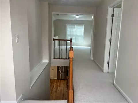 Entry Way - 3473 Stoneham Dr, Duluth, GA 30097 photo 5 of 9