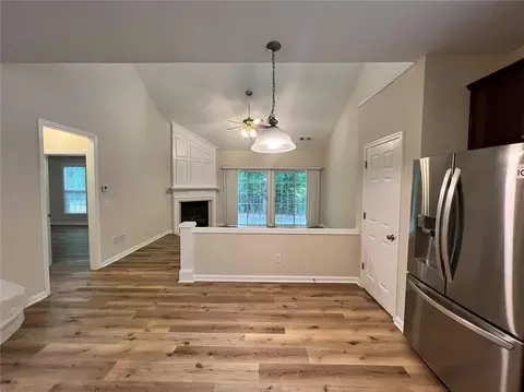 Living - 3473 Stoneham Dr, Duluth, GA 30097 photo 7 of 11