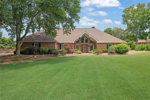 5950 Meadow Brook Ln, Cumming, GA 30040