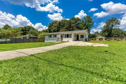 5762 Hill Rd, Powder Springs, GA 30127