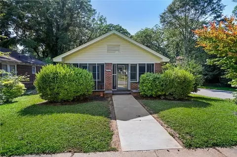 2791 Pearl St, East Point, GA 30344