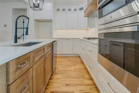 Kitchen - 5106 N Pratt St N, Covington, GA 30014 photo 4 of 4