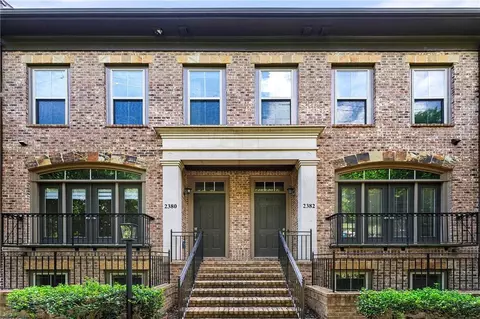 2382 Crescent Park Ct #421, Atlanta, GA 30339