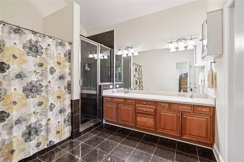 Bath - 12551 Alcovy Rd, Covington, GA 30014 photo 1 of 3