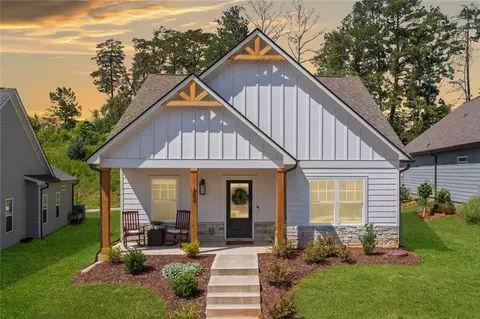 324 Creek Wood Park Dr, Ball Ground, GA 30107