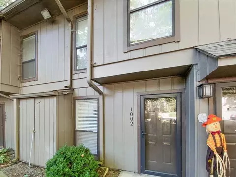 1002 Cumberland Ct SE, Smyrna, GA 30080
