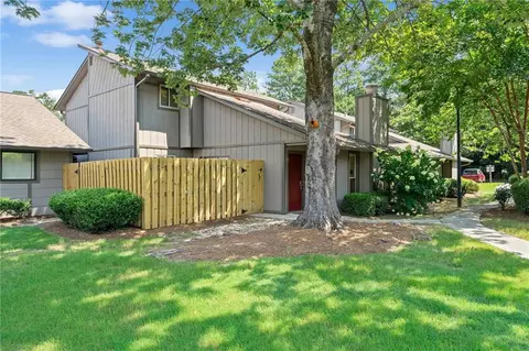 839 Manning Villas Ct SW, Marietta, GA 30064