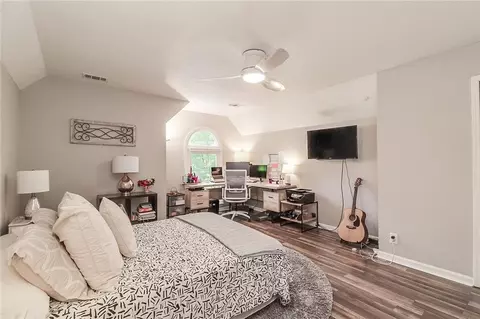 Bedroom - 2744 Pheasant Trl, Duluth, GA 30097 photo 6 of 7