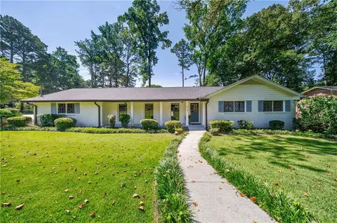 2987 Blackwood Rd, Decatur, GA 30033