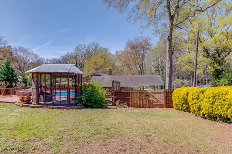 114 Pine Cir, Monroe, GA 30655 photo 20