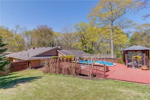 114 Pine Cir, Monroe, GA 30655 photo 22
