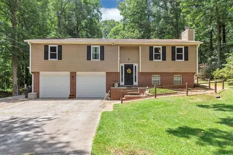 605 Elvina Ct, Dacula, GA 30019