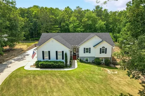 50 Pond Mill Ct SE, Silver Creek, GA 30173