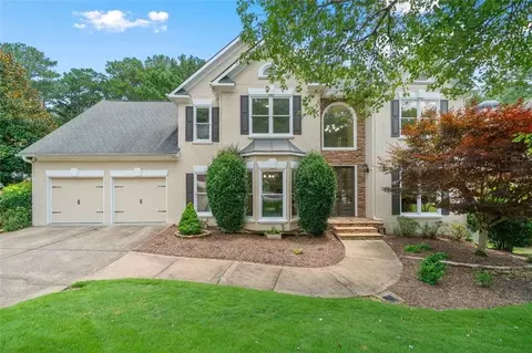 1060 Fairway Valley Dr, Woodstock, GA 30189