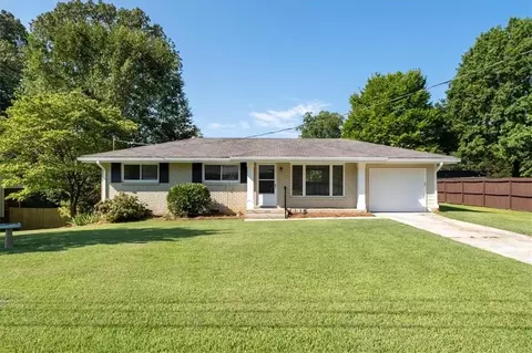 616 Rosedale Dr SE, Smyrna, GA 30082