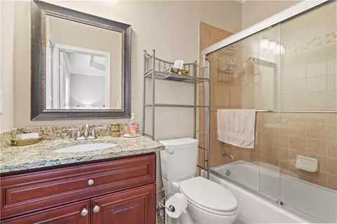 Bath - 4700 Cotter Pl, Stonecrest, GA 30038 photo 6 of 7