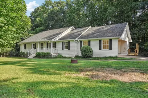 2595 Marsha Cir, Cumming, GA 30041
