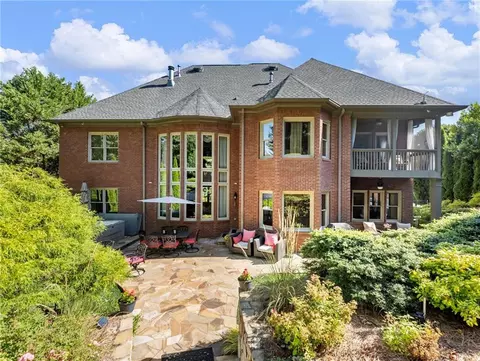Exterior - 10155 Brixton Pl, Suwanee, GA 30024 photo 11 of 41