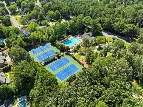 View/Area - 10155 Brixton Pl, Suwanee, GA 30024 photo 8 of 10
