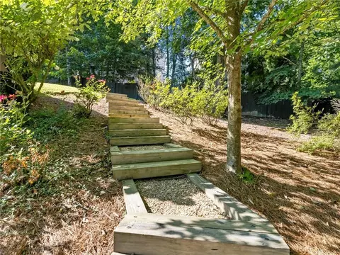 Exterior - 10155 Brixton Pl, Suwanee, GA 30024 photo 36 of 41
