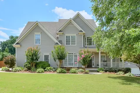 8645 Woodland View Dr, Gainesville, GA 30506