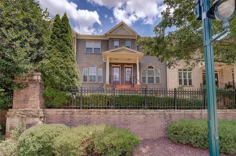 421 Alderwood St, Atlanta, GA 30328