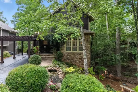 90 Choctaw Rdg, Big Canoe, GA 30143