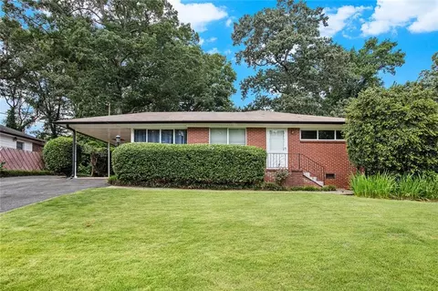 243 Indian Trl, Marietta, GA 30068