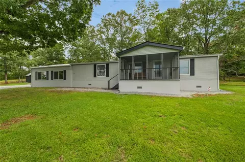 182 Rudeseal Rd, Mount Airy, GA 30563