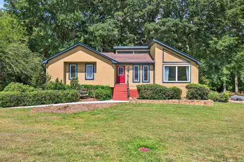 415 Spruce Ln, Monroe, GA 30655