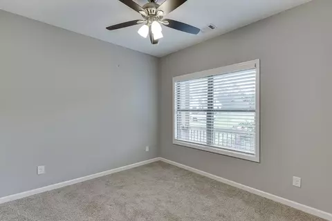 237 Oakwood Dr, Commerce, GA 30529 photo 6