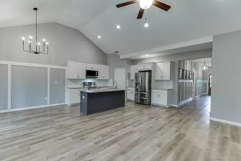 237 Oakwood Dr, Commerce, GA 30529 photo 16