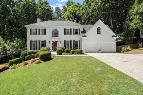 3302 Lantern Coach Ln NE, Roswell, GA 30075