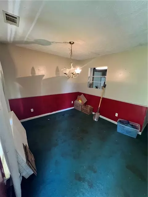 Dining - 45 Spinks Rd, Temple, GA 30179 photo 1 of 1