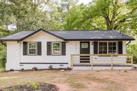 8317 Marlborough Dr, Jonesboro, GA 30238