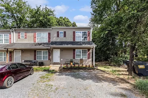 13 Otting Dr #A, Cartersville, GA 30120