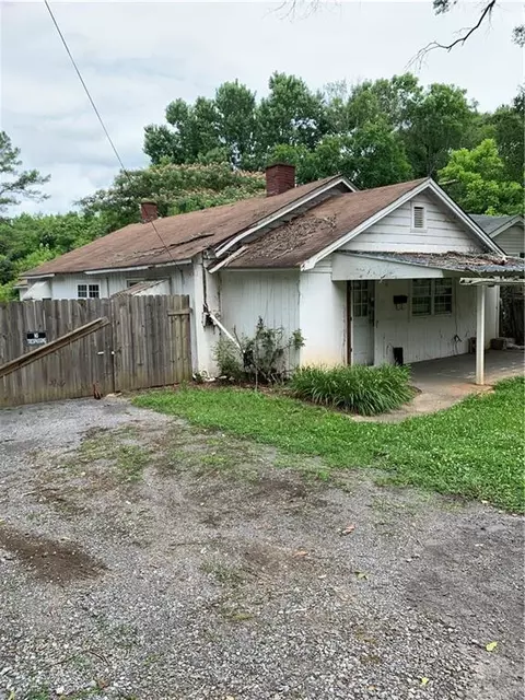 2712 Maple Rd, Rome, GA 30161