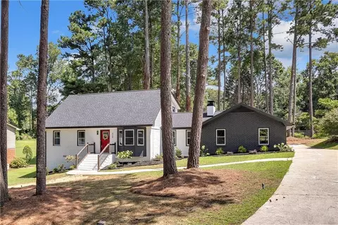 420 Northland Rd SW, Mableton, GA 30126