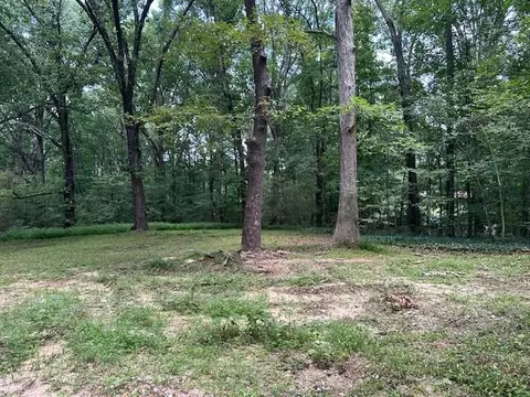 760 W Starling Dr SW, Mableton, GA 30126