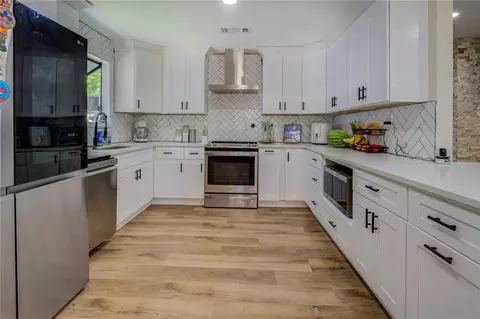 Kitchen - 125 Mayo Rd, Covington, GA 30014 photo 3 of 4
