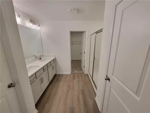 Entry Way - 388 Silverleaf Trl, Bethlehem, GA 30620 photo 5 of 5