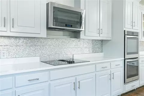 Kitchen - 8015 Turnberry Way, Duluth, GA 30097 photo 5 of 5