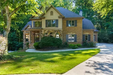 2687 Black Fox Ct, Buford, GA 30519