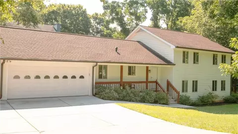 932 Old Norcross Tucker Rd, Tucker, GA 30084