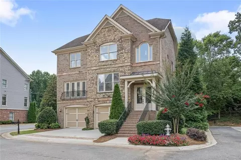 7989 Magnolia Sq, Atlanta, GA 30350