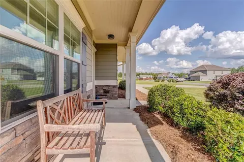 405 Benstone Dr NE, Calhoun, GA 30701 photo 4