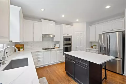 4108 Wyndam Hill Dr, Suwanee, GA 30024